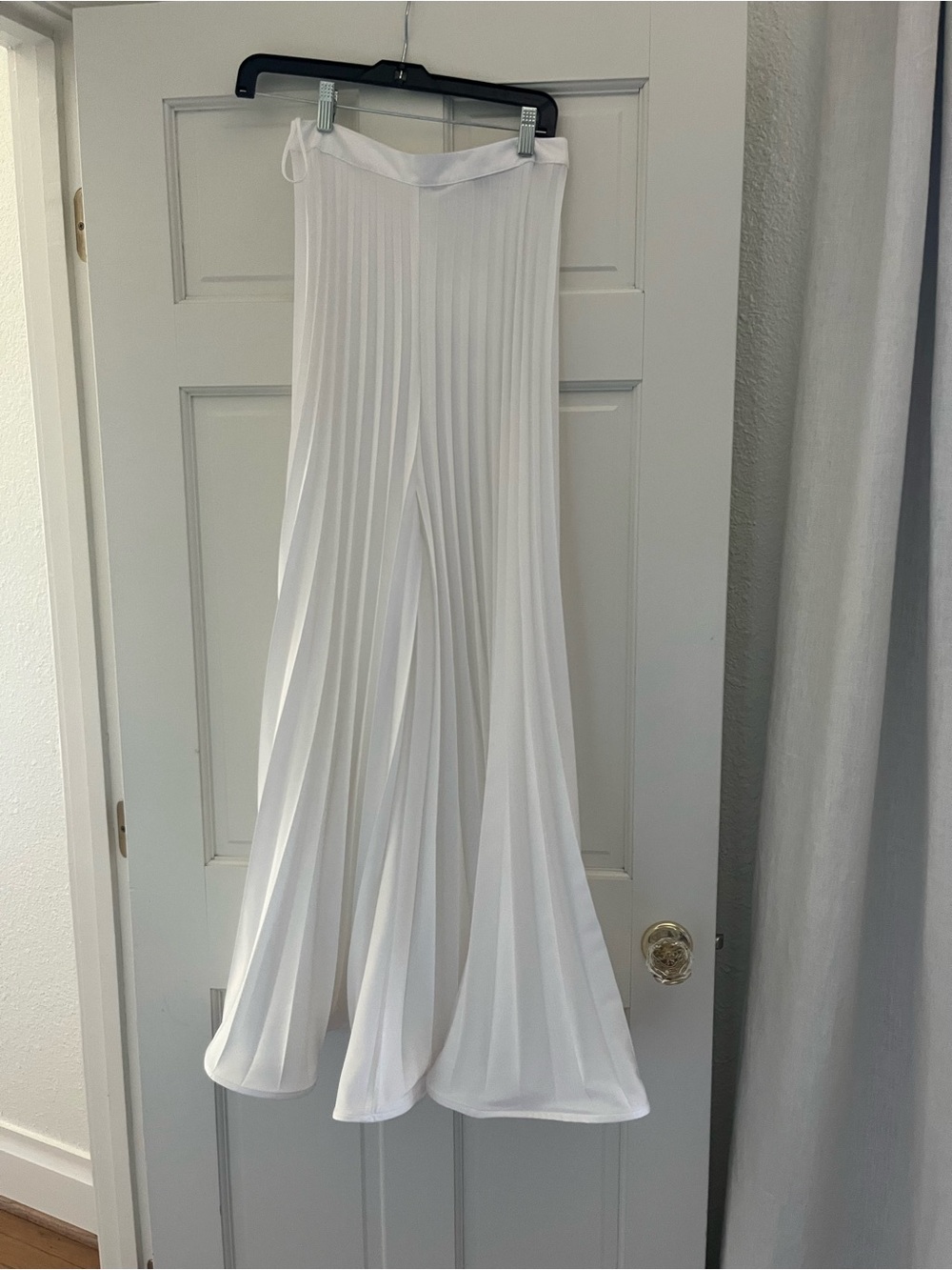 White Pleated Wide-Leg Palazzo Pants NWT